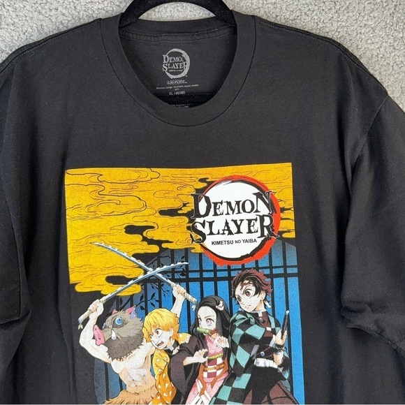 Demon Slayer Shirt Men's XL Black Fight Muzan Graphic Kimetsu no Yaiba T-Shirt - Picture 4 of 8